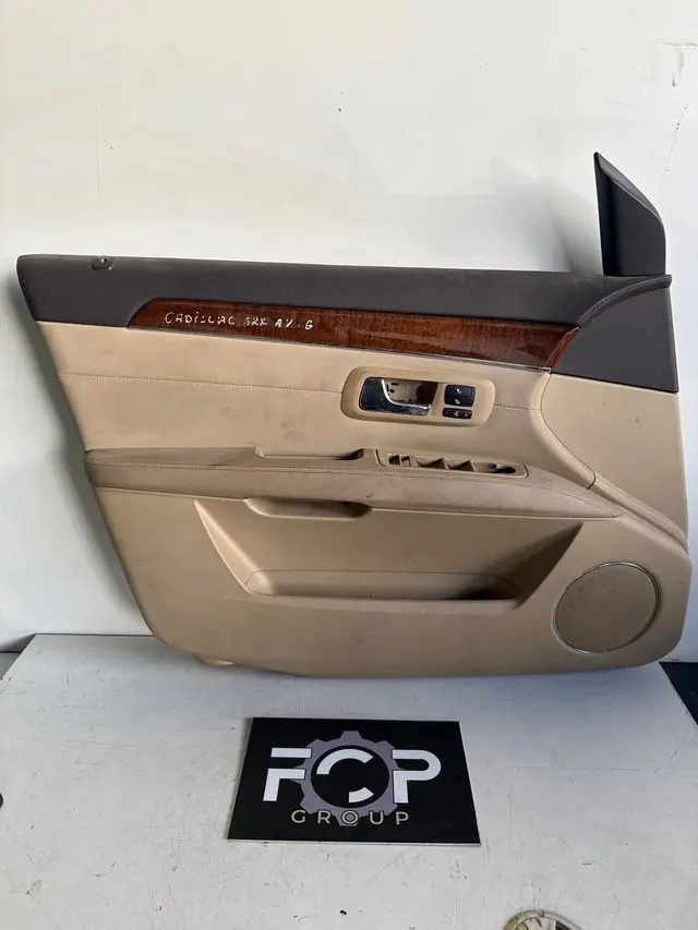 Panel Puerta Delantero izquierdo Cadillac SRX 3.6 V6 4X4 Referencia original : 25807466