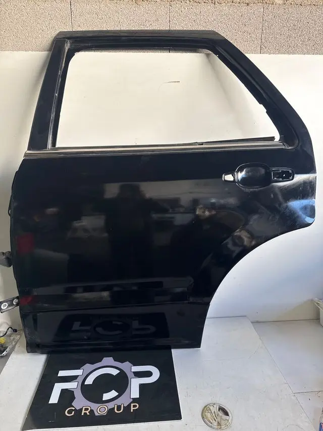 Puerta Trasera Izquierda Cadillac SRX 3.6 V6 4X4 2003-2009